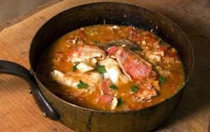 zuppa-di-pesce-napoletana1